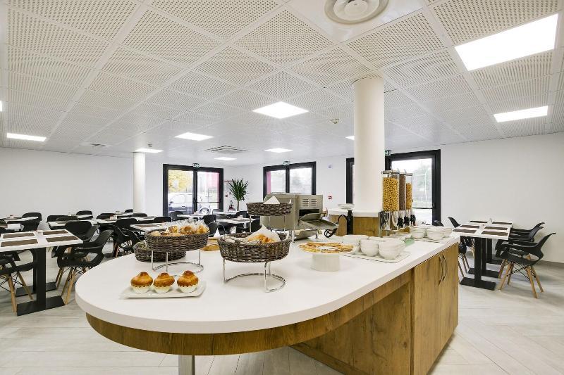 Brit Hotel Confort Loches Zewnętrze zdjęcie